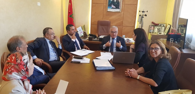 النقابة الوطنية لأطباء العيون بالقطاع الخاص بالمغرب في ضيافة الفريق الاستقلالي النقابة الوطنية لأطباء العيون بالقطاع الخاص بالمغرب في ضيافة الفريق الاستقلالي