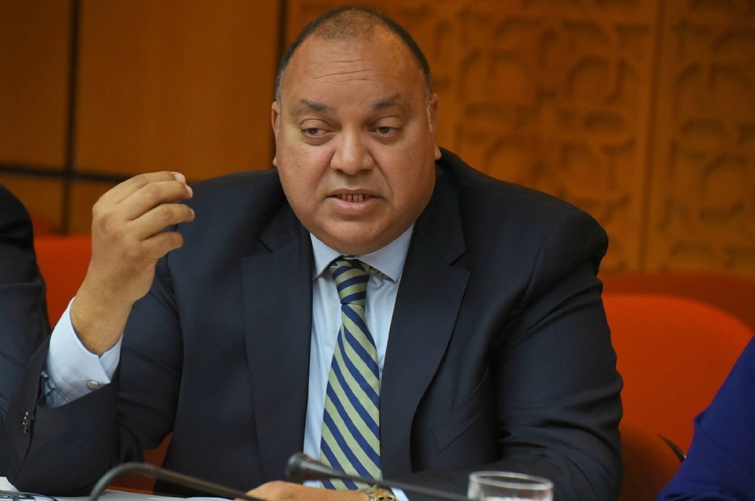 الأخ محمد الحافظ : الدعوة الى مخطط شامل لإصلاح الملاعب الرياضية الخاصة بالفرق