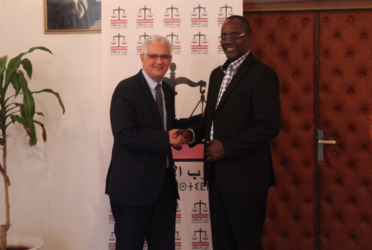 الأخ نزار بركة يستقبل السيد فينسن مشينجي الأمين العام لحزب الديمقراطية والتقدم التنزاني "شاديما" الأخ نزار بركة يستقبل السيد فينسن مشينجي الأمين العام لحزب الديمقراطية والتقدم التنزاني "شاديما"