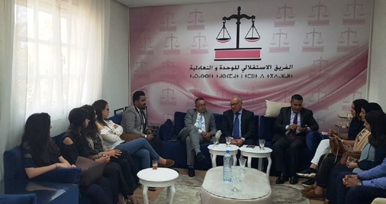   طلبة الماستر المتخصص في الاقتصاد وتقييم السياسات العمومية في  ضيافة الفريق الاستقلالي