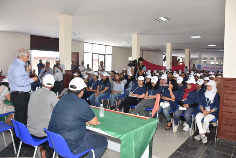 في لقاء مفتوح مع الشبيبة المدرسية بالحوزية.. الأخ نزار بركة الشباب اليوم في حاجة إلى أن يلامس بالفعل مظاهر استعادة الثقة وحظوظه في الارتقاء الاجتماعي في لقاء مفتوح مع الشبيبة المدرسية بالحوزية.. الأخ نزار بركة الشباب اليوم في حاجة إلى أن يلامس بالفعل مظاهر استعادة الثقة وحظوظه في الارتقاء الاجتماعي