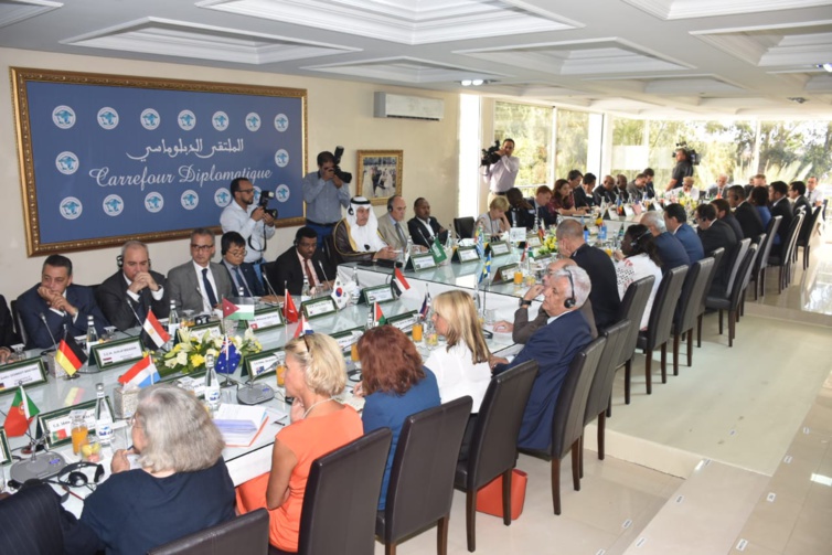 أمام أزيد من 40 من السفراء المعتمدين بالمغرب.. الأخ نزار بركة يبرز رؤية حزب الاستقلال للنموذج التنموي الجديد ويستحضر الطفرة التنموية التي تعرفها الأقاليم الجنوبية للمملكة أمام أزيد من 40 من السفراء المعتمدين بالمغرب.. الأخ نزار بركة يبرز رؤية حزب الاستقلال للنموذج التنموي الجديد ويستحضر الطفرة التنموية التي تعرفها الأقاليم الجنوبية للمملكة