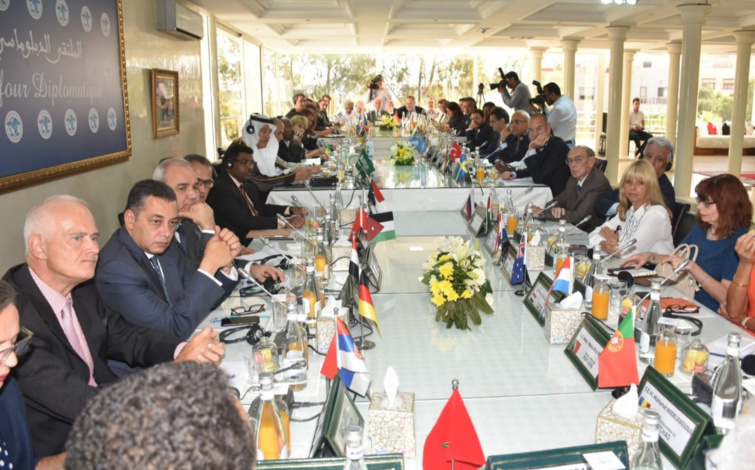 أمام أزيد من 40 من السفراء المعتمدين بالمغرب.. الأخ نزار بركة يبرز رؤية حزب الاستقلال للنموذج التنموي الجديد ويستحضر الطفرة التنموية التي تعرفها الأقاليم الجنوبية للمملكة أمام أزيد من 40 من السفراء المعتمدين بالمغرب.. الأخ نزار بركة يبرز رؤية حزب الاستقلال للنموذج التنموي الجديد ويستحضر الطفرة التنموية التي تعرفها الأقاليم الجنوبية للمملكة