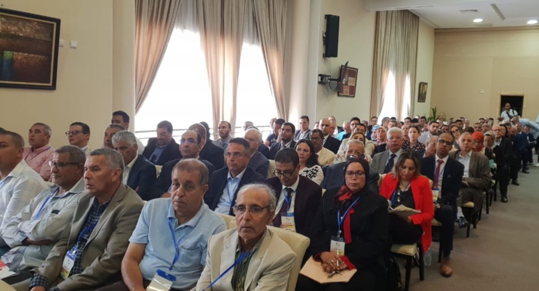 الأخ نزار بركة في منتدى "التفكير التعادلي".. الذكاء الاستقلالي يرصد مسالك وأجرأة الخروج من الأزمة الأخ نزار بركة في منتدى "التفكير التعادلي".. الذكاء الاستقلالي يرصد مسالك وأجرأة الخروج من الأزمة