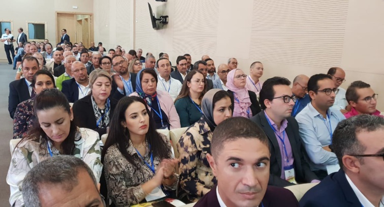 الأخ نزار بركة في منتدى "التفكير التعادلي".. الذكاء الاستقلالي يرصد مسالك وأجرأة الخروج من الأزمة الأخ نزار بركة في منتدى "التفكير التعادلي".. الذكاء الاستقلالي يرصد مسالك وأجرأة الخروج من الأزمة