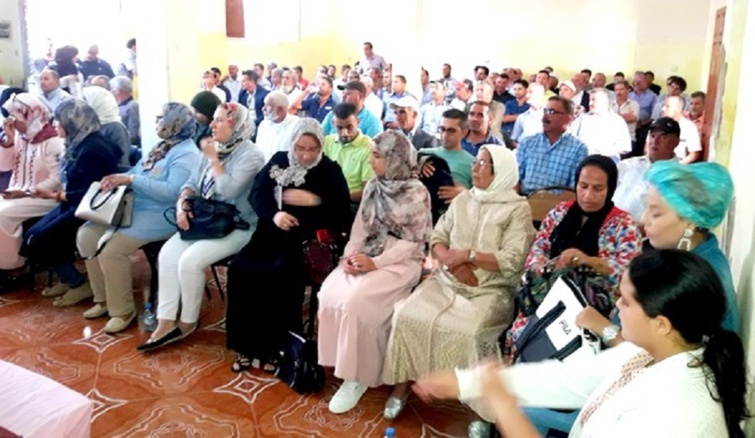 الأخ عمر حجيرة يترأس الدورة العادية للمجلس الإقليمي لحزب الاستقلال بالناظور والدريوش الأخ عمر حجيرة يترأس الدورة العادية للمجلس الإقليمي لحزب الاستقلال بالناظور والدريوش