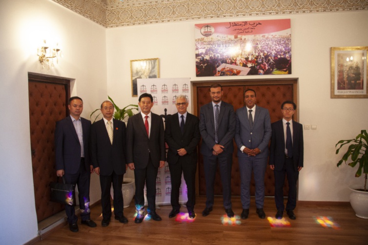 الأخ نزار بركة يستقبل السيد آن يوجون الأمين العام للرابطة الشعبية الصينية للسلام ونزع السلاح والوفد المرافق له