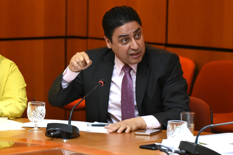 الأخ عمر حجيرة : مأسسة مراقبة المنتجات الصحية ضرورة لحماية صحة المواطنين الأخ عمر حجيرة : مأسسة مراقبة المنتجات الصحية ضرورة لحماية صحة المواطنين