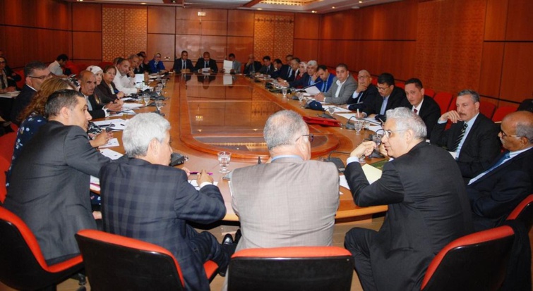 عناد الحكومة يجهض العديد من التعديلات الاجتماعية التي اقترحها الفريق الاستقلالي بمجلس النواب عناد الحكومة يجهض العديد من التعديلات الاجتماعية التي اقترحها الفريق الاستقلالي بمجلس النواب