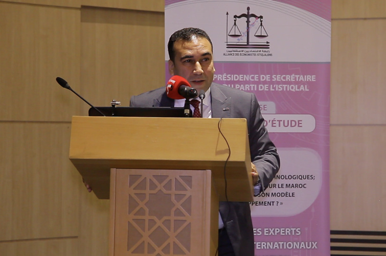 الأخ نزار بركة من الدار البيضاء.. يؤكد على ضرورة الانخراط الفاعل لبلادنا في الثورات التكنولوجية والانتقال من دولة مستهلكة إلى دولة منتجة للتكنولوجيا الأخ نزار بركة من الدار البيضاء.. يؤكد على ضرورة الانخراط الفاعل لبلادنا في الثورات التكنولوجية والانتقال من دولة مستهلكة إلى دولة منتجة للتكنولوجيا