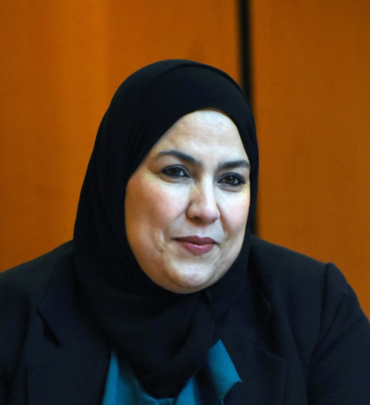 الأخت زينب قيوح: التنبيه من خطورة غياب بعض الادوية للأمراض المزمنة الأخت زينب قيوح: التنبيه من خطورة غياب بعض الادوية للأمراض المزمنة