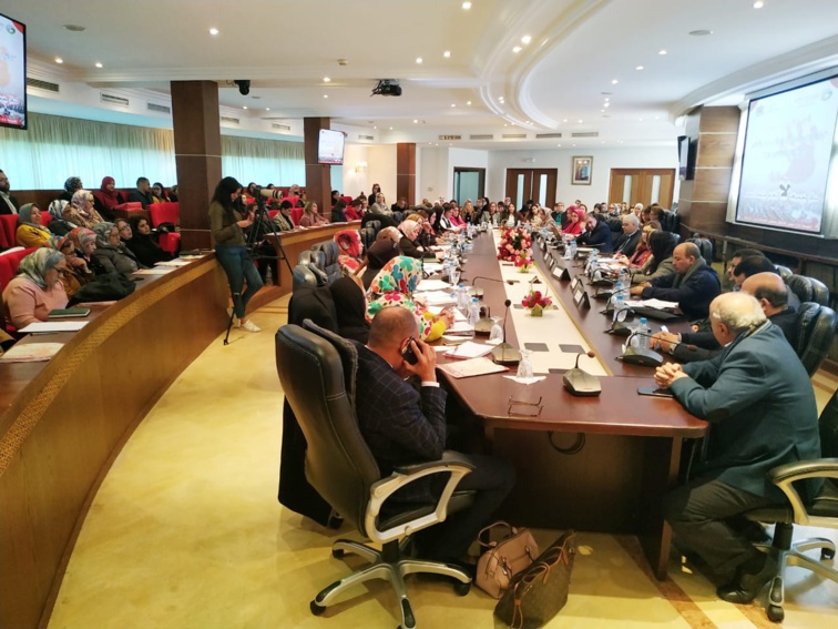 الأخ نزار بركة.. ينبه للواقع المحبط لحقوق المرأة المغربية ويحذر من الارتفاع المتزايد لوتيرة العنف ضدها ويدعو إلى اعتماد مقاربة شمولية للتعاطي مع هذه الظاهرة الأخ نزار بركة.. ينبه للواقع المحبط لحقوق المرأة المغربية ويحذر من الارتفاع المتزايد لوتيرة العنف ضدها ويدعو إلى اعتماد مقاربة شمولية للتعاطي مع هذه الظاهرة