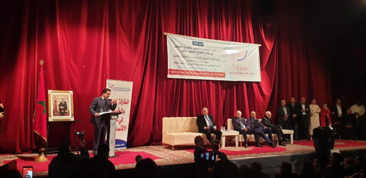 الأخ نزار بركة من الدار البيضاء.. التجار والمهنيون والحرفيون والصناع التقليديون أساس الاستقرار الاجتماعي والحكومة مطالبة بالتفاعل الفوري مع مطالبهم المحلة وفق رؤية استباقية ومقاربة تشاركية الأخ نزار بركة من الدار البيضاء.. التجار والمهنيون والحرفيون والصناع التقليديون أساس الاستقرار الاجتماعي والحكومة مطالبة بالتفاعل الفوري مع مطالبهم المحلة وفق رؤية استباقية ومقاربة تشاركية