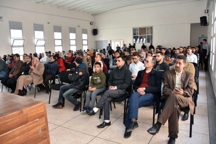 الشبيبة الإستقلالية بالدشيرة الجهادية تعقد مؤتمرها المحلي الشبيبة الإستقلالية بالدشيرة الجهادية تعقد مؤتمرها المحلي