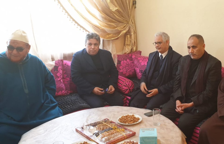 الأخ نزار بركة الأمين العام لحزب الاستقلال يزور بيت الأخ محمد اكنسوس بأوريكة لتقديم واجب العزاء في وفاة والدته