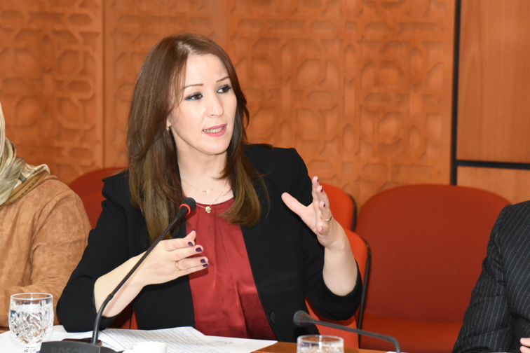 الأخت رفيعة المنصوري : غياب الزجر يطلق أيادي لوبيات المقالع في استنزاف الثروات الوطنية