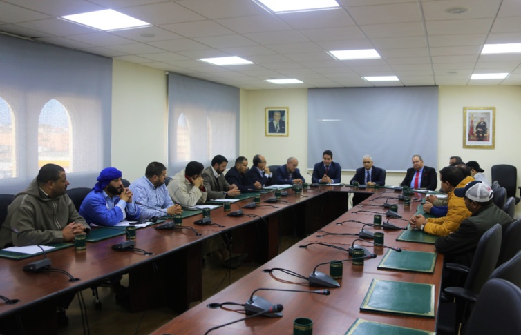 حزب الاستقلال يدخل على خط الاحتجاجات التي يخوضها آلاف الجزارين.. الأخ نزار بركة يستقبل ممثلي مهنيي قطاع الجزارة بجهة الدار البيضاء- سطات حزب الاستقلال يدخل على خط الاحتجاجات التي يخوضها آلاف الجزارين.. الأخ نزار بركة يستقبل ممثلي مهنيي قطاع الجزارة بجهة الدار البيضاء- سطات