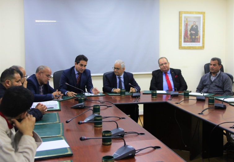 حزب الاستقلال يدخل على خط الاحتجاجات التي يخوضها آلاف الجزارين.. الأخ نزار بركة يستقبل ممثلي مهنيي قطاع الجزارة بجهة الدار البيضاء- سطات حزب الاستقلال يدخل على خط الاحتجاجات التي يخوضها آلاف الجزارين.. الأخ نزار بركة يستقبل ممثلي مهنيي قطاع الجزارة بجهة الدار البيضاء- سطات