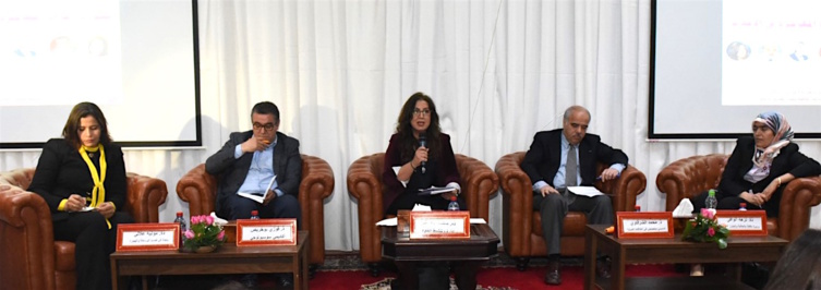 على هامش المعرض الدولي للنشر والكتاب في دورته السادسة والعشرين على هامش المعرض الدولي للنشر والكتاب في دورته السادسة والعشرين