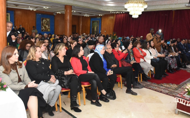 على هامش المعرض الدولي للنشر والكتاب في دورته السادسة والعشرين على هامش المعرض الدولي للنشر والكتاب في دورته السادسة والعشرين