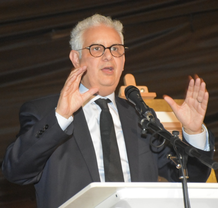 الأخ مولاي أحمد أفيلال من طنجة.. برنامج "انطلاقة" مبادرة ملكية تعيد الثقة والأمل أمام شريحة واسعة من المقاولين الشباب الأخ مولاي أحمد أفيلال من طنجة.. برنامج "انطلاقة" مبادرة ملكية تعيد الثقة والأمل أمام شريحة واسعة من المقاولين الشباب