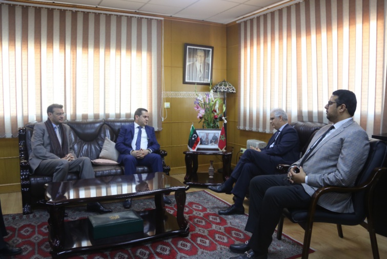 الأخ نزار بركة يستقبل السيد عبد الهادي الحويج مبعوث رئيس مجلس النواب الليبي المكلف بالشؤون الخارجية والتعاون الدولي ورئيس حركة المستقبل الليبية الأخ نزار بركة يستقبل السيد عبد الهادي الحويج مبعوث رئيس مجلس النواب الليبي المكلف بالشؤون الخارجية والتعاون الدولي ورئيس حركة المستقبل الليبية