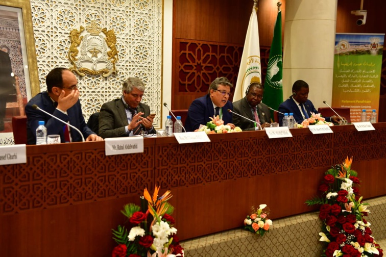 الأخ عبد اللطيف أبدوح يترأس أشغال الاجتماع المشترك للجنتين الدائمتين لبرلمان عموم إفريقيا بالرباط الأخ عبد اللطيف أبدوح يترأس أشغال الاجتماع المشترك للجنتين الدائمتين لبرلمان عموم إفريقيا بالرباط