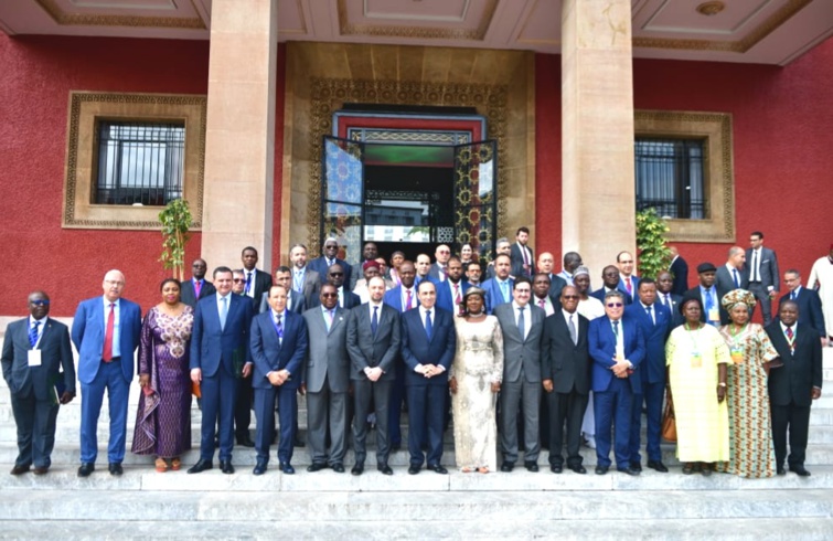 الأخ عبد اللطيف أبدوح يترأس أشغال الاجتماع المشترك للجنتين الدائمتين لبرلمان عموم إفريقيا بالرباط الأخ عبد اللطيف أبدوح يترأس أشغال الاجتماع المشترك للجنتين الدائمتين لبرلمان عموم إفريقيا بالرباط