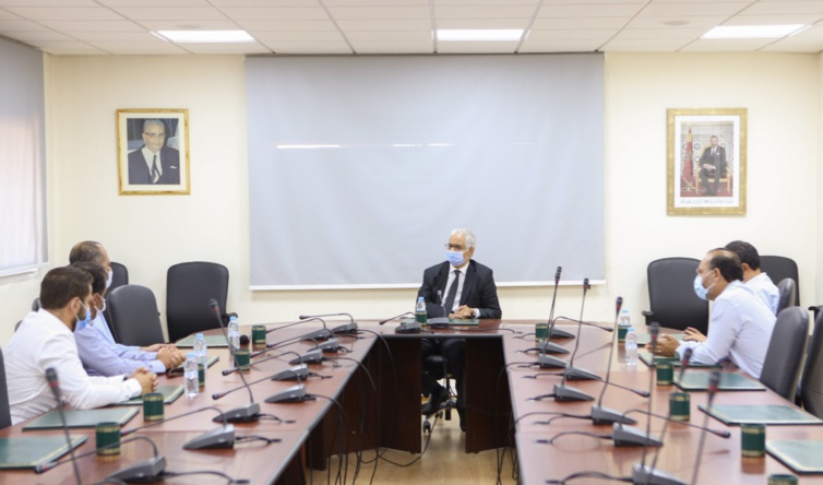 الأخ نزار بركة خلال استقباله لربابنة طائرات الخطوط الملكية المغربية يؤكد على أهمية إنقاذ الشركة واحترام حقوق مستخدميها