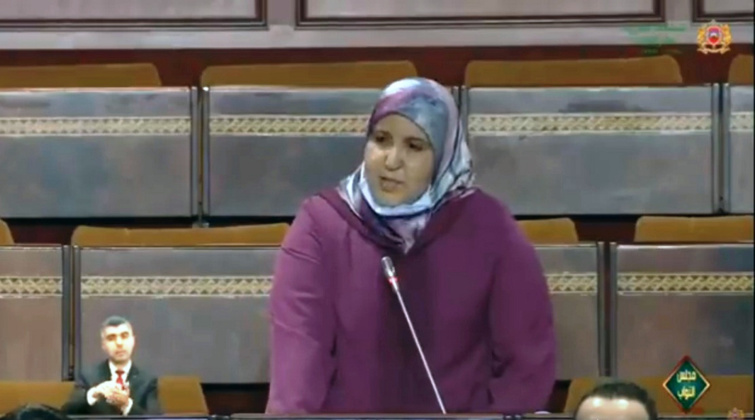 الأخت خديجة الرضواني: الدعوة إلى تقييم موضوعي لحصيلة التعليم عن بعد في ظل التفاوتات بين الوسطين الحضري والقروي الأخت خديجة الرضواني: الدعوة إلى تقييم موضوعي لحصيلة التعليم عن بعد في ظل التفاوتات بين الوسطين الحضري والقروي