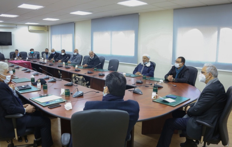 الأخ نزار بركة يستقبل ممثلي مربي الماشية بالجهة الشرقية.. تحالف عليهم الجفاف وغلاء الأعلاف ومخلفات أزمة كورونا أمام صمت حكومي مطبق الأخ نزار بركة يستقبل ممثلي مربي الماشية بالجهة الشرقية.. تحالف عليهم الجفاف وغلاء الأعلاف ومخلفات أزمة كورونا أمام صمت حكومي مطبق