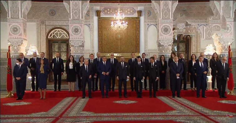 جلالة الملك محمد السادس يستقبل ويعيّن أعضاء الحكومة المغربية الجديدة الثالثة بعد دستور 2011 جلالة الملك محمد السادس يستقبل ويعيّن أعضاء الحكومة المغربية الجديدة الثالثة بعد دستور 2011