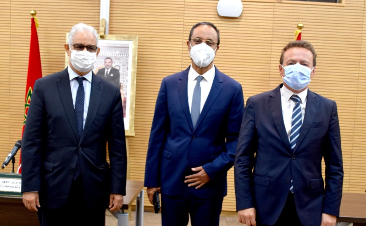 الأخ نزار بركة خلال حفل تسلم السلط.. وزارة التجهيز والماء تحتل مكانة متميزة في رؤية الحكومة وتصورها من أجل إعطاء نفس جديد للاقتصاد الوطني الأخ نزار بركة خلال حفل تسلم السلط.. وزارة التجهيز والماء تحتل مكانة متميزة في رؤية الحكومة وتصورها من أجل إعطاء نفس جديد للاقتصاد الوطني