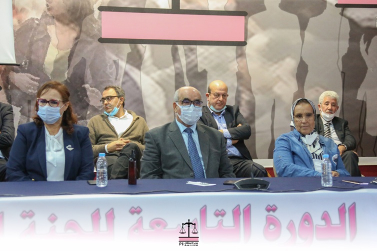 النص الكامل للعرض السياسي الهام للأخ نزار بركة في افتتاح أشغال الدورة التاسعة العادية للجنة المركزية لحزب الاستقلال حول "تطورات القضية الوطنية" النص الكامل للعرض السياسي الهام للأخ نزار بركة في افتتاح أشغال الدورة التاسعة العادية للجنة المركزية لحزب الاستقلال حول "تطورات القضية الوطنية"