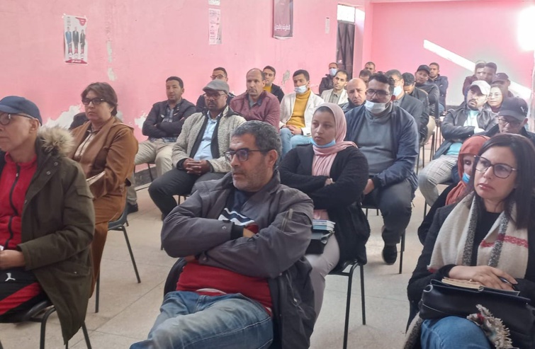 الأخ مصطفى تاج يترأس المجلس الاقليمي لحزب الاستقلال بالخميسات الأخ مصطفى تاج يترأس المجلس الاقليمي لحزب الاستقلال بالخميسات