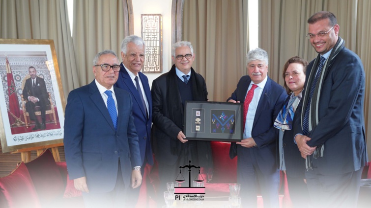 الأخ نزار بركة يستقبل السيد أحمد مجدلاني الأمين العام لجبهة النضال الشعبي الفلسطيني ويجدد تأكيد الموقف الثابت لبلادنا في دعم القضية الفلسطينية الأخ نزار بركة يستقبل السيد أحمد مجدلاني الأمين العام لجبهة النضال الشعبي الفلسطيني ويجدد تأكيد الموقف الثابت لبلادنا في دعم القضية الفلسطينية