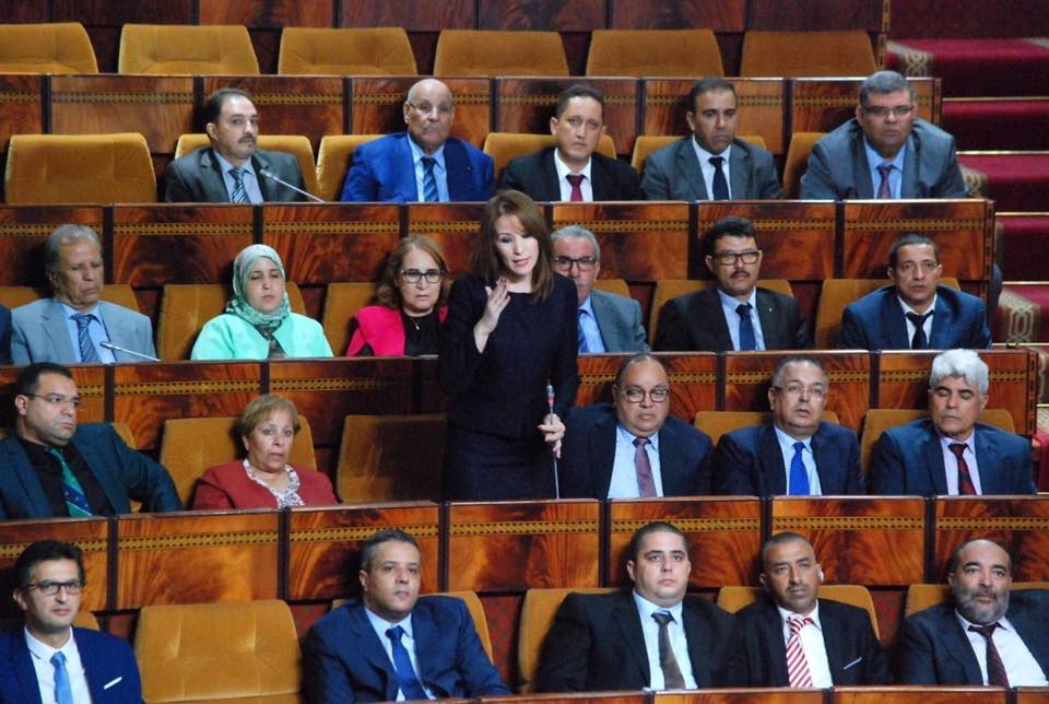 الأخت رفيعة المنصوري: المقاولون الشباب يعانون من الإقصاء والتهميش فيما يخص الصفقات العمومية الأخت رفيعة المنصوري: المقاولون الشباب يعانون من الإقصاء والتهميش فيما يخص الصفقات العمومية