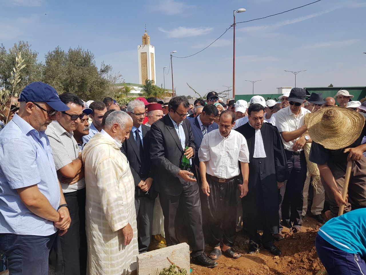 تشييع جنازة الفقيد الكبير محمد بن عبدالهادي القباب بالرباط