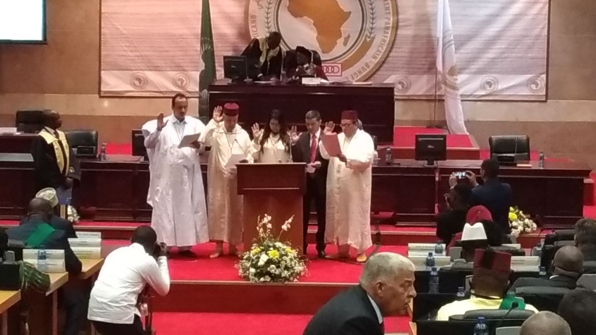 الأخ عبداللطيف أبدوح يؤدي القسم إلى جانب أربعة برلمانين مغاربة باعتبارهم أعضاء رسميين برلمان عموم افريقيا