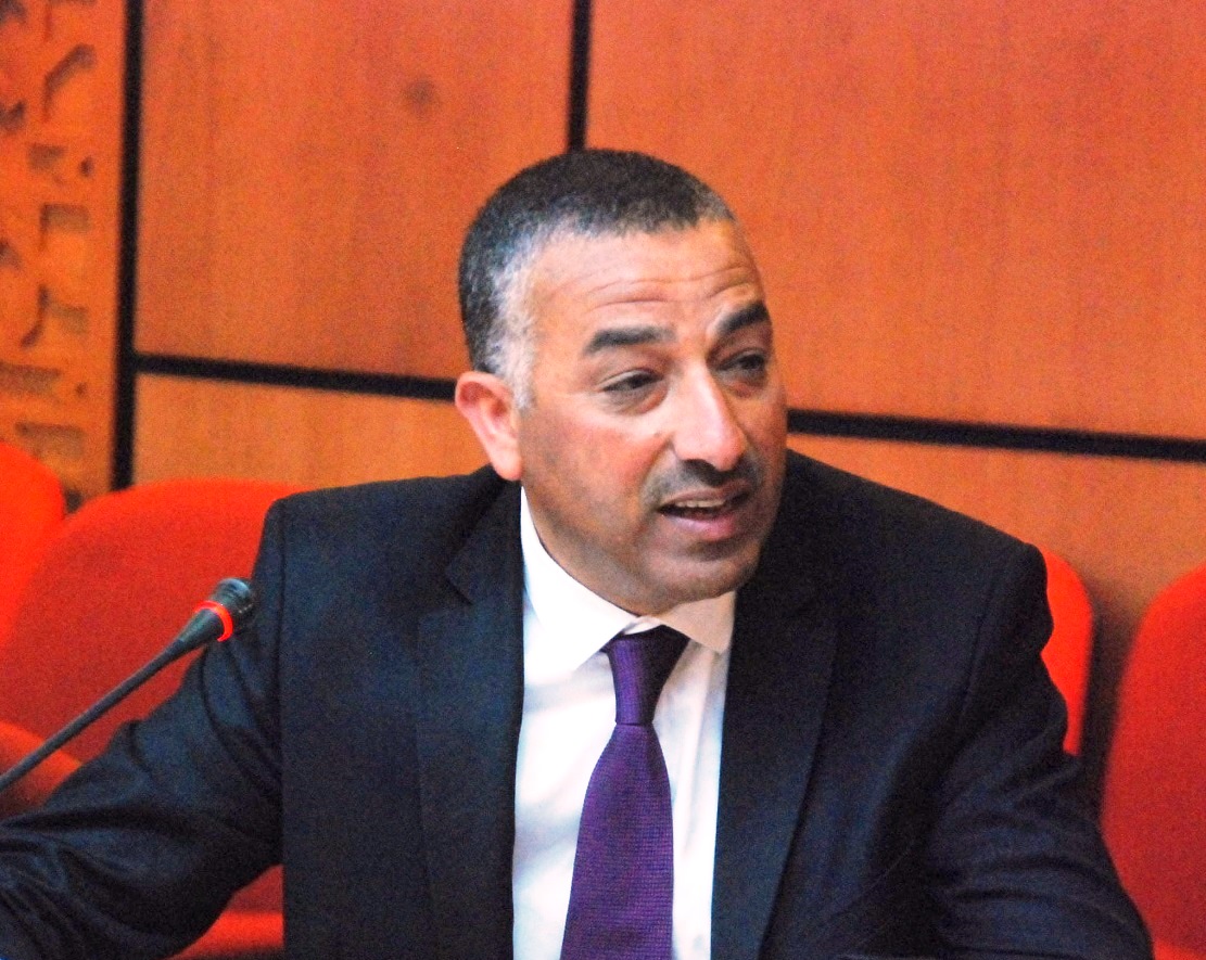 النائب يوسف حدهم : فشل صفقة تزويد إقليم الحاجب بالماء الشروب منذ 2005 تعمق أزمة الانقطاعات المتكررة النائب يوسف حدهم : فشل صفقة تزويد إقليم الحاجب بالماء الشروب منذ 2005 تعمق أزمة الانقطاعات المتكررة