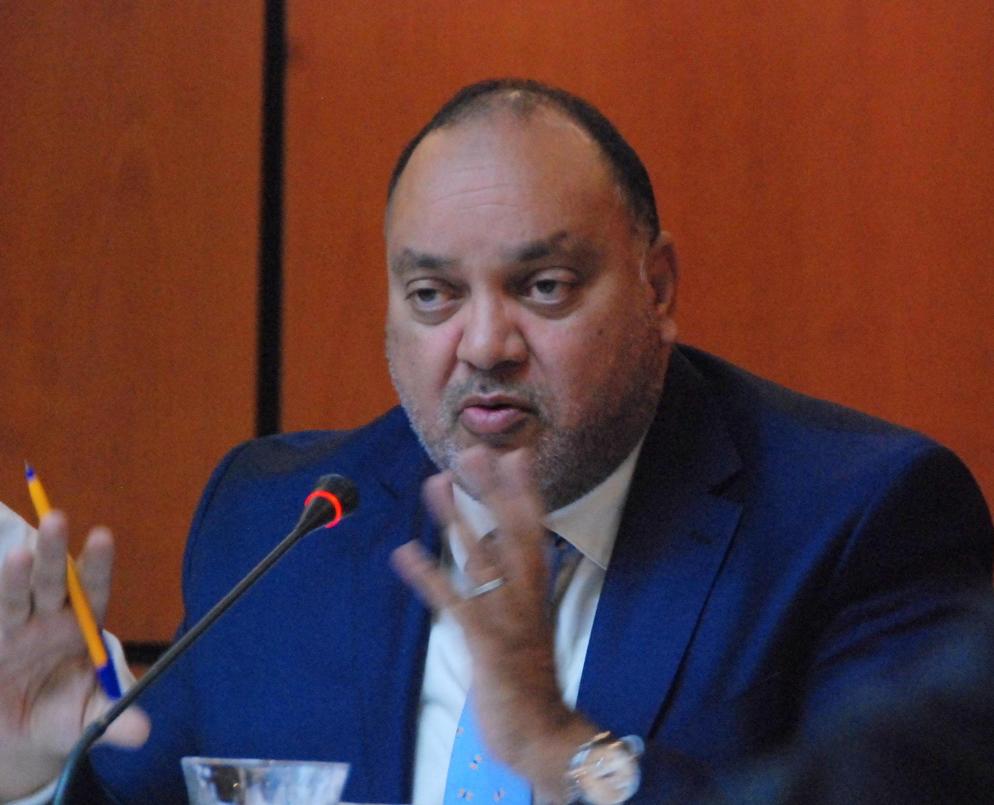 النائب محمد الحافظ : سكان سيدي قاسم يتساءلون عن مآل إحداث النواة الجامعية النائب محمد الحافظ : سكان سيدي قاسم يتساءلون عن مآل إحداث النواة الجامعية