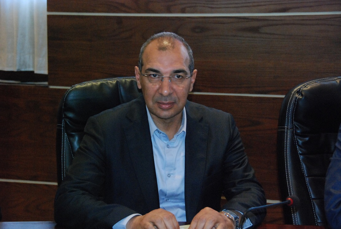 في لقاء دراسي للفريق الاستقلالي بمجلس المستشارين : خبراء ومختصون يناقشون  دور التحفيظ العقاري في تحقيق الأمن التعاقدي    في لقاء دراسي للفريق الاستقلالي بمجلس المستشارين : خبراء ومختصون يناقشون  دور التحفيظ العقاري في تحقيق الأمن التعاقدي