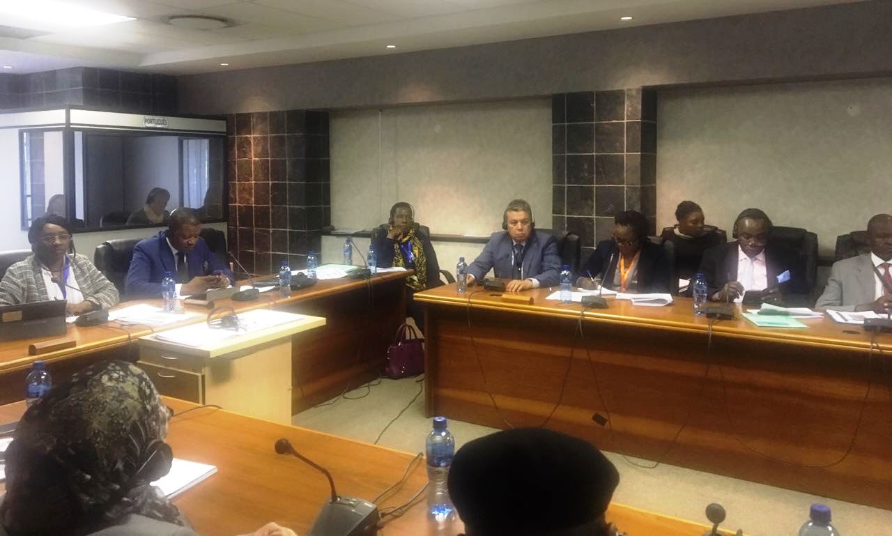 مشاركة مكثفة للمستشار البرلماني عبد اللطيف ابدوح في أشغال اللجن الدائمة لبرلمان عموم افريقيا مشاركة مكثفة للمستشار البرلماني عبد اللطيف ابدوح في أشغال اللجن الدائمة لبرلمان عموم افريقيا