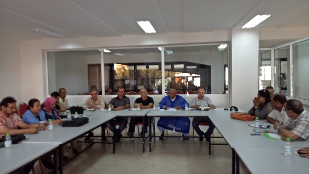 في اجتماع لأعضاء المكتب التنفيذي وكتاب  فروع  الجامعة الوطنية لموظفي وأعوان الشبيبة والرياضة في اجتماع لأعضاء المكتب التنفيذي وكتاب  فروع  الجامعة الوطنية لموظفي وأعوان الشبيبة والرياضة