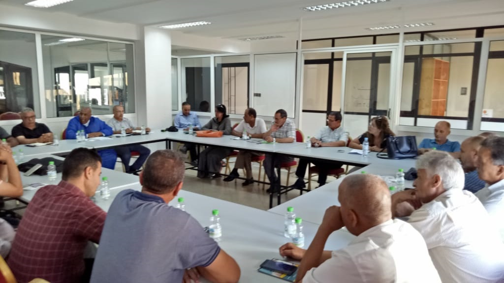 في اجتماع لأعضاء المكتب التنفيذي وكتاب  فروع  الجامعة الوطنية لموظفي وأعوان الشبيبة والرياضة في اجتماع لأعضاء المكتب التنفيذي وكتاب  فروع  الجامعة الوطنية لموظفي وأعوان الشبيبة والرياضة