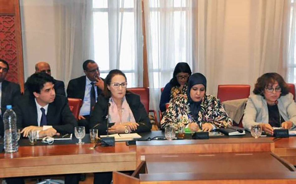 الأخت سعيدة آيت بوعلي : المجتمع أمام أزمة قيم بسبب تراجع المدرسة عن أحد مهماتها كمؤسسة اجتماعية الأخت سعيدة آيت بوعلي : المجتمع أمام أزمة قيم بسبب تراجع المدرسة عن أحد مهماتها كمؤسسة اجتماعية