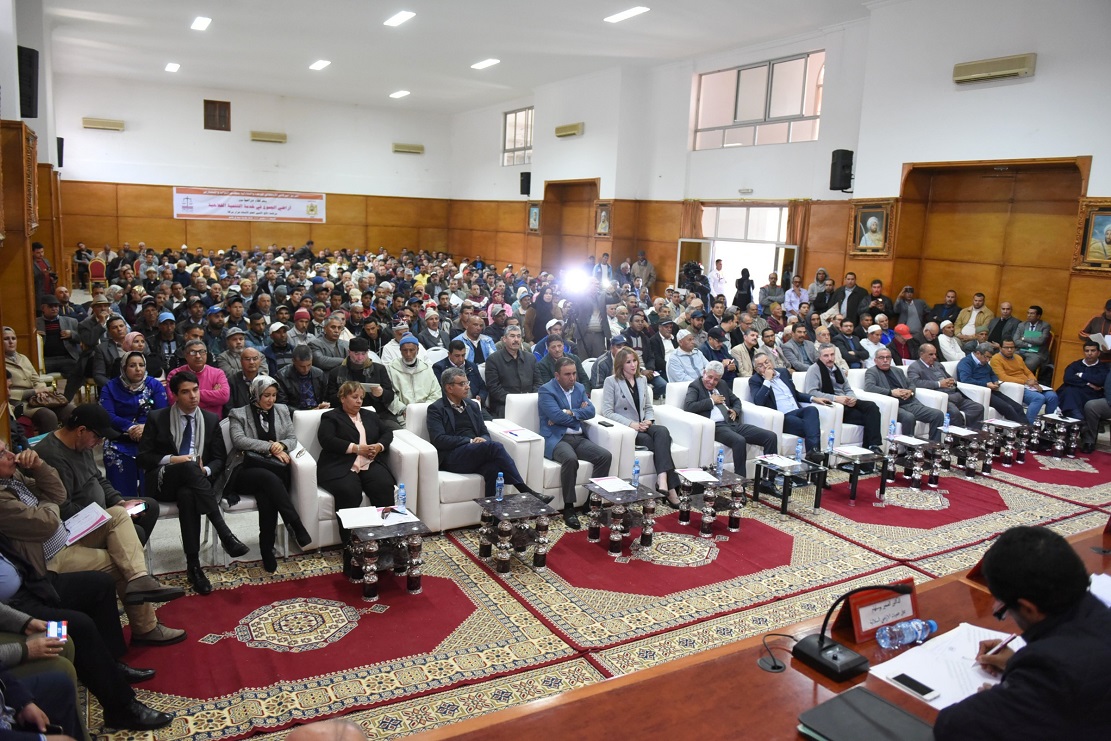 الأخ نورالدين مضيان : موضوع الأراضي السلالية حاضر في كل اجتماعات الفريق الاستقلالي نظرا لأهميته الاجتماعية والاقتصادية الأخ نورالدين مضيان : موضوع الأراضي السلالية حاضر في كل اجتماعات الفريق الاستقلالي نظرا لأهميته الاجتماعية والاقتصادية