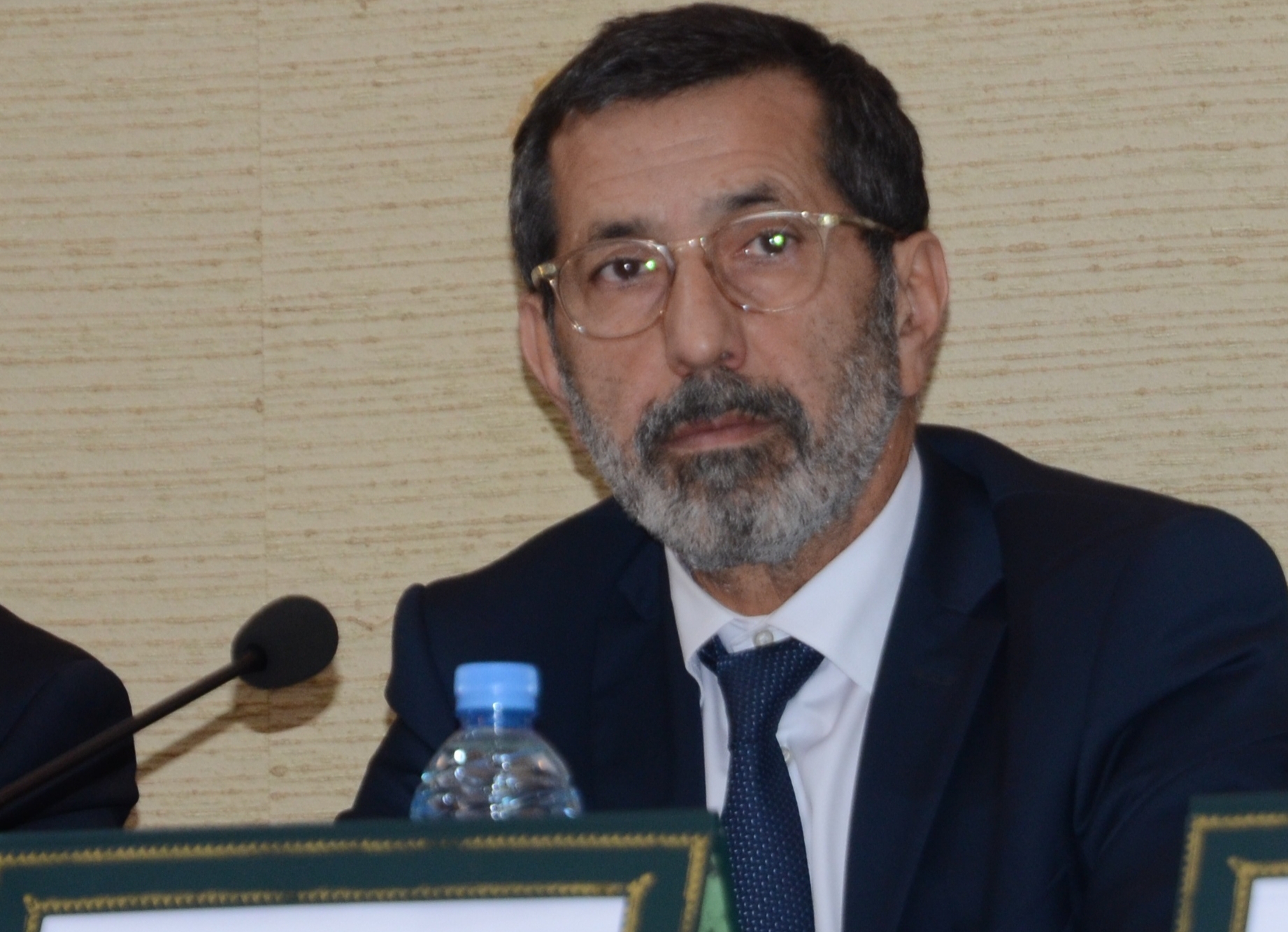 فاعلون إقتصاديون ومختصون بندوة علمية بمؤسسة علال الفاسي يجمعون على تعزيز المواطنة الاقتصادية وتقوية المقاولات الصغرى والمتوسطة لضمان تماسك النسيج الاقتصادي والاندماج الاجتماعي