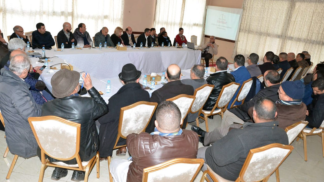 الأخ عبد اللطيف معزوز يؤطر لقاء تواصليا لرابطة الاقتصاديين الاستقلاليين بمكناس الأخ عبد اللطيف معزوز يؤطر لقاء تواصليا لرابطة الاقتصاديين الاستقلاليين بمكناس