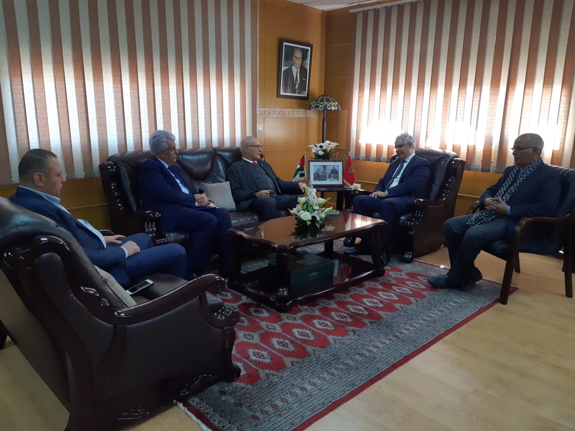 الأخ الأمين العام لحزب الاستقلال يستقبل السيد نبيل شعث مستشار الرئيس الفلسطيني للشؤون الخارجية والعلاقات الدولية